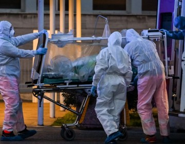 Aumentan a 7,063 las muertes por Coronavirus en todo el mundo