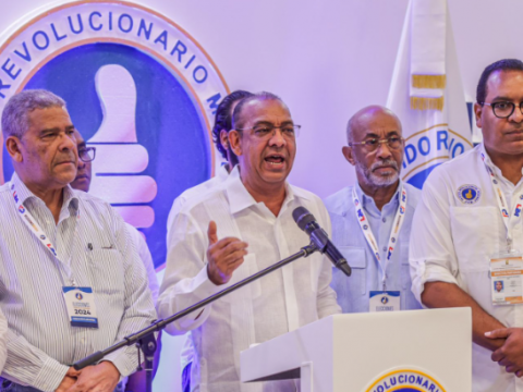 Ing. Deligne Ascenci&oacute;n agradece a delegados y bases del PRM.