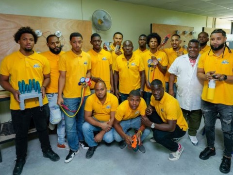M&aacute;s de 1.4 millones de hombres se han capacitado en el Infotep desde 2020, fortaleciendo el bienestar de las familias dominicanas