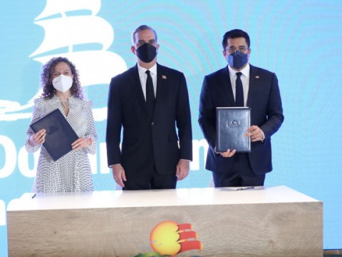 RD presenta tres nuevos destinos de inversi&oacute;n en Fitur: Costa del &Aacute;mbar, Miches y Ciudad Colonial