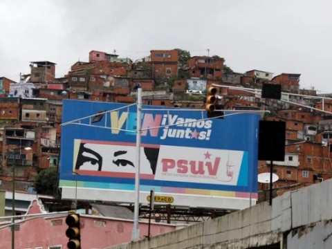 Denuncian que m&aacute;s de la mitad de los ministerios de Venezuela utilizaron recursos p&uacute;blicos para la campa&ntilde;a que elegir&aacute; a los &ldquo;jefes de comunidad&rdquo;