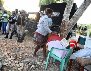 Medio Ambiente desaloja personas ocuparon &aacute;rea protegida en Las Am&eacute;ricas