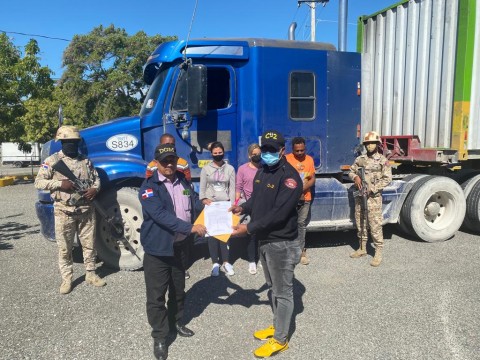 CESFronT detiene cubanas que intentaron entrar al pa&iacute;s desde Hait&iacute; de manera irregular