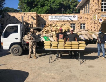 CESFronT decomisa 190 libras de marihuana en un cami&oacute;n en Dajab&oacute;n