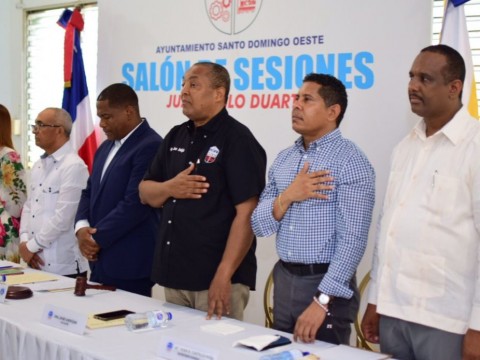 Alcald&iacute;a de SDO realiza &ldquo;Cabildo Abierto&rdquo; y aprueba cientos de millones para obras