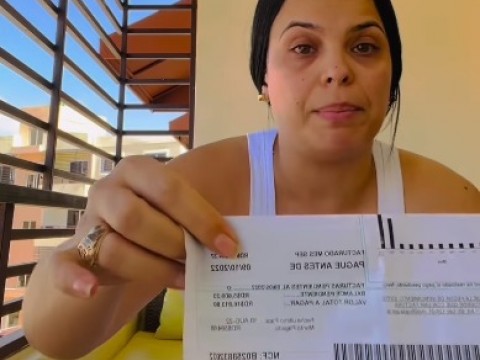 &iexcl;RD$11,000 de factura el&eacute;ctrica! Mujer denuncia &laquo;abuso&raquo; de Edenorte; asegura profesionales en RD no valen nada