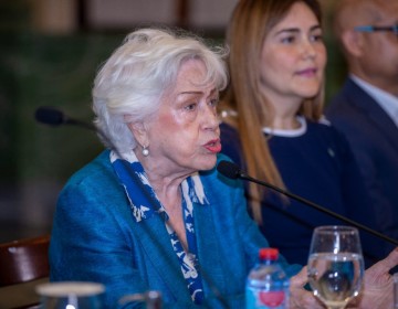 Ortiz Bosch sugiere director Titulaci&oacute;n pida una licencia