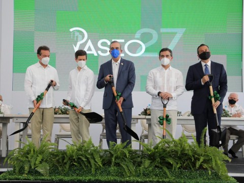 Presidente Abinader encabeza primer Palazo en Santo Domingo Oeste Grupo Finisterre Capital Constrjm KBuir&aacute; Plaza Comercial Paseo 27&nbsp;