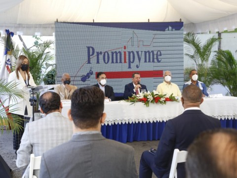 Arranca &ldquo;Plan Reactivaci&oacute;n de las Mipymes&rdquo;, prestar&aacute;n 2,500 millones de pesos al sector
