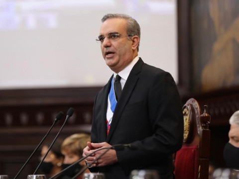 Al menos 80% de los dominicanos estar&aacute;n vacunados en Junio