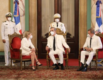 Presidente Abinader recibe cartas credenciales tres nuevos embajadores