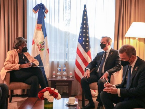 Abinader habla de corrupci&oacute;n, crimen trasnacional y Covid con embajadora de EEUU ante la ONU