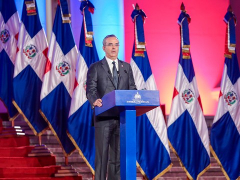 Abinader anuncia iniciar&aacute;n construcci&oacute;n de monorriel el pr&oacute;ximo a&ntilde;o