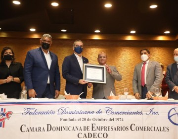 Comerciantes reconocen al presidente Abinader por clima de confianza para invertir en el pa&iacute;s&nbsp;