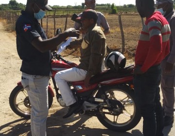 PN apresa 17 personas, retiene 27 motocicletas, ocupa drogas y arma de fuego en operativos noroeste