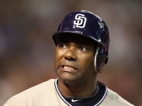 Dictan orden de captura contra expelotero grandes ligas Miguel Tejada