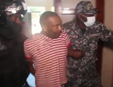 Aplazan para ma&ntilde;ana medida de coerci&oacute;n acusado de asesinar tres en Yamas&aacute;