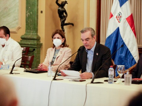 Presidente Abinader encabeza mesa de trabajo del Di&aacute;logo para las Reformas
