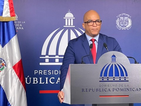 Presidente Luis Abinader recupera bienes p&uacute;blicos