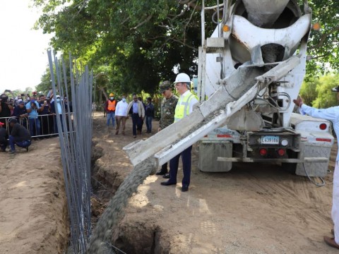 Con inversi&oacute;n de 1750 millones de pesos, Presidente Abinader inicia construcci&oacute;n de verja perimetral en frontera con Hait&iacute;