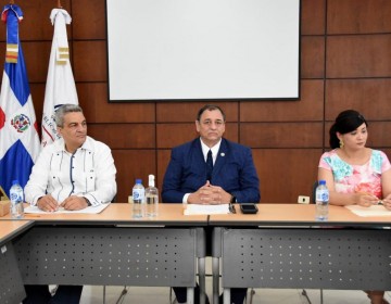 Gobierno dispone aumento 26.1% salario m&iacute;nimo a favor de los trabajadores de las ONGs