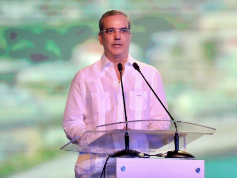 Abinader asegura RD es apuesta segura para disfrutar, invertir y generar oportunidades de futuro