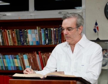 Presidente Abinader encabeza inauguraci&oacute;n novena Feria del Libro de la Historia Dominicana