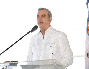 Presidente Abinader dice contin&uacute;a trabajando para transformaci&oacute;n y modernizaci&oacute;n de Santiago