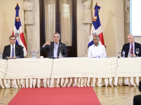 Gobierno afirma el 2022 se caracteriz&oacute; por buen manejo de las finanzas p&uacute;blicas y s&oacute;lido crecimiento econ&oacute;mico