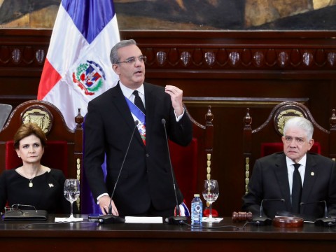 Presidente Abinader destaca cifras r&eacute;cord sector turismo; RD recibi&oacute; ocho millones y medio de visitantes en 2022 y US$8,400 millones en entrada de divisas