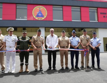 Presidente Abinader inaugura moderna sede del Cemed