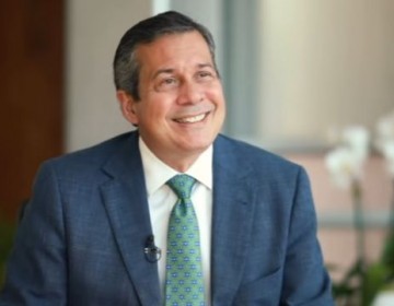 Honras de Jorge Mera iniciar&aacute;n a mediod&iacute;a en el Palacio Presidencial