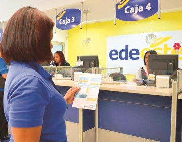 Acreditan RD$25.9 millones a clientes del servicio energ&eacute;tico en 2022; Edeeste con m&aacute;s reclamos
