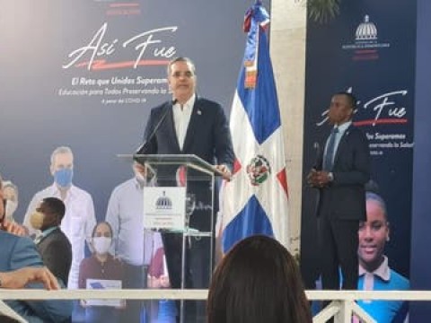 Roberto Fulcar dice a&ntilde;o escolar 2020-2021 fue un &ldquo;indiscutible &eacute;xito&rdquo;
