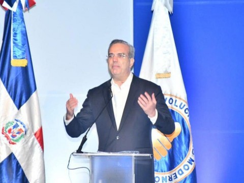 Abinader dice preocupaci&oacute;n por fideicomiso es que se sepa el real costo de Punta Catalina