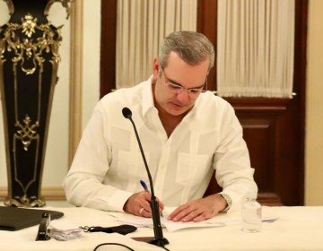 Presidente emite decreto declarando de alto inter&eacute;s la implementaci&oacute;n del Sistema Nacional de Movilidad Escolar