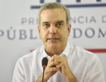 Abinader pide investigar derrumbe de edificio en La Vega