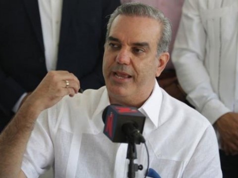 Presidente Abinader emprende ruta reeleccionista