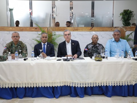 Presidente Abinader encabeza reuni&oacute;n de seguimiento al Plan de Seguridad Ciudadana