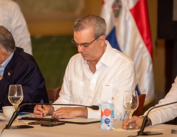 Poder Ejecutivo emite decretos 194-24 y 195-24 donde crea el &ldquo;Santuario Marino Orlando Jorge Mera&rdquo;