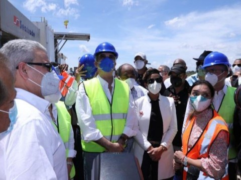 Abinader anuncia ambicioso proyecto de transformación del puerto de Manzanillo en Montecristi