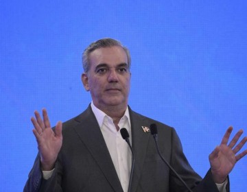 Abinader prepara escenario para retomar di&aacute;logo por las reformas, incluida la fiscal