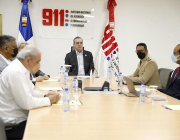 Presidente Abinader sostiene reuni&oacute;n de dos horas en Sistema 9-1-1 y dice que "todo est&aacute; bien"