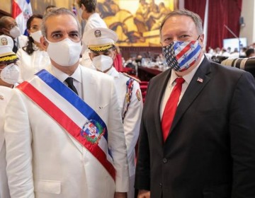 Luis Abinader se une a los esfuerzos por lograr una "transici&oacute;n pac&iacute;fica hacia la democracia en Venezuela"