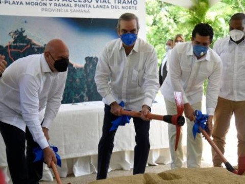 Presidente Abinader: &ldquo;A Saman&aacute; le lleg&oacute; el momento de su verdadero desarrollo&rdquo;