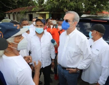 Abinader incluir&aacute; en presupuesto complementario da&ntilde;os ocasionados por tormenta Isa&iacute;as: mejorar&aacute; y construir&aacute; 30 mil viviendas en situaci&oacute;n de emergencia