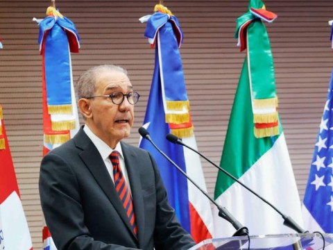 Mescyt abre convocatoria para las becas internacionales 2025
