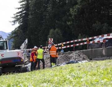 Cuatro muertos y 40 heridos en accidente de un autob&uacute;s de turistas neerlandeses en Suiza