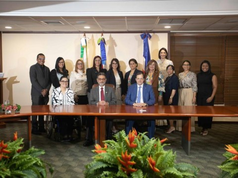 Banco BHD y Conadis realizan alianza por la inclusi&oacute;n de personas con discapacidad
