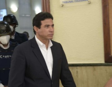 Adan C&aacute;ceres reclama su informaci&oacute;n financiera